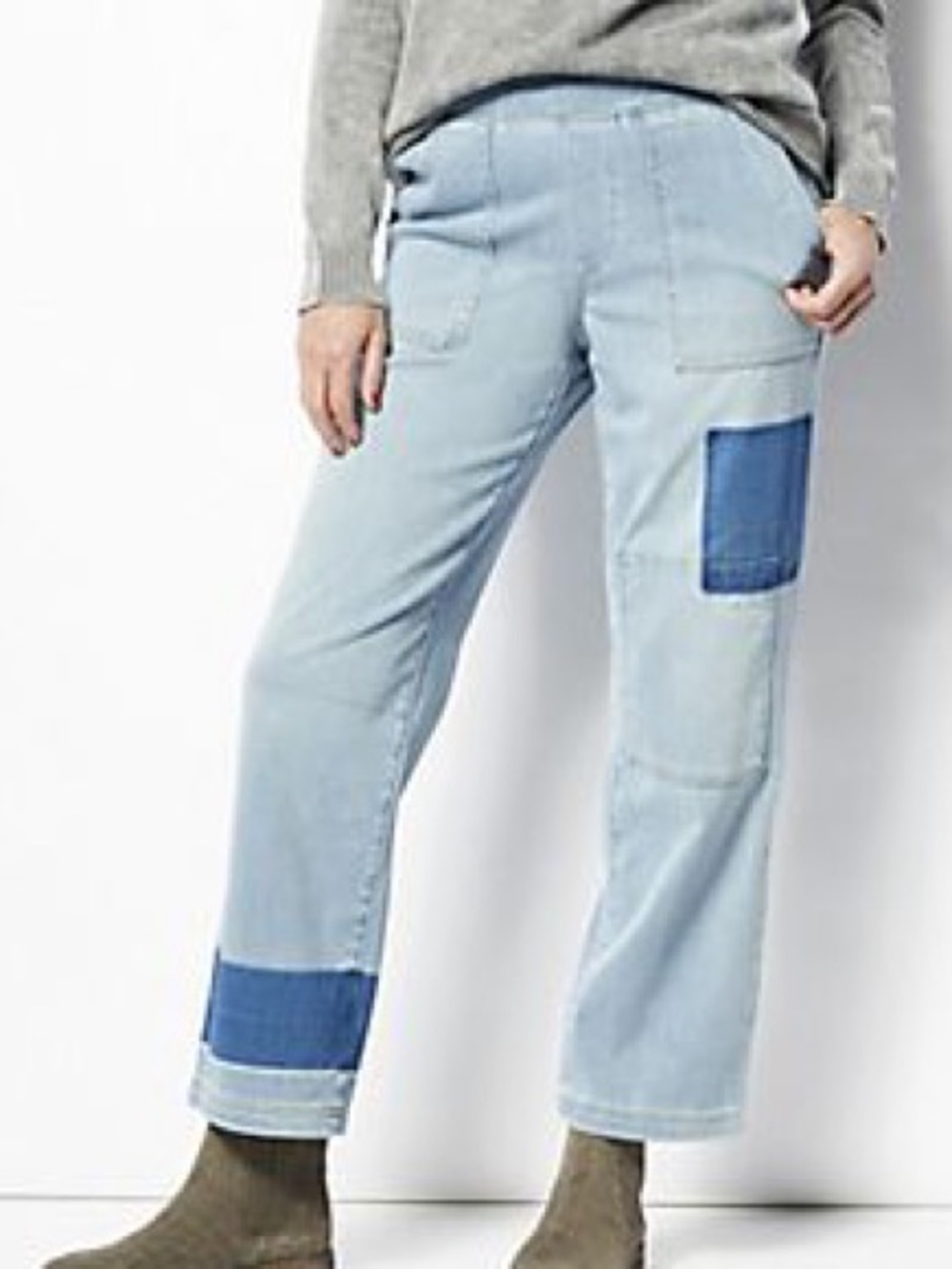 LOGO by Lori Goldstein Pull On Knit Denim Shadow Patch Blue Jeans Soft Size 12